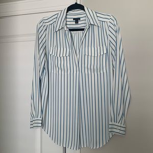Ann Taylor collared blouse